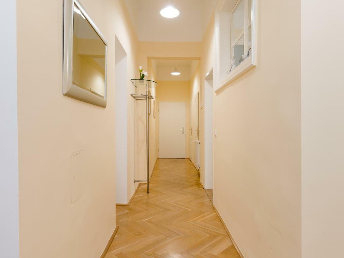 Vienna Apartment Stadtpark Exteriör bild