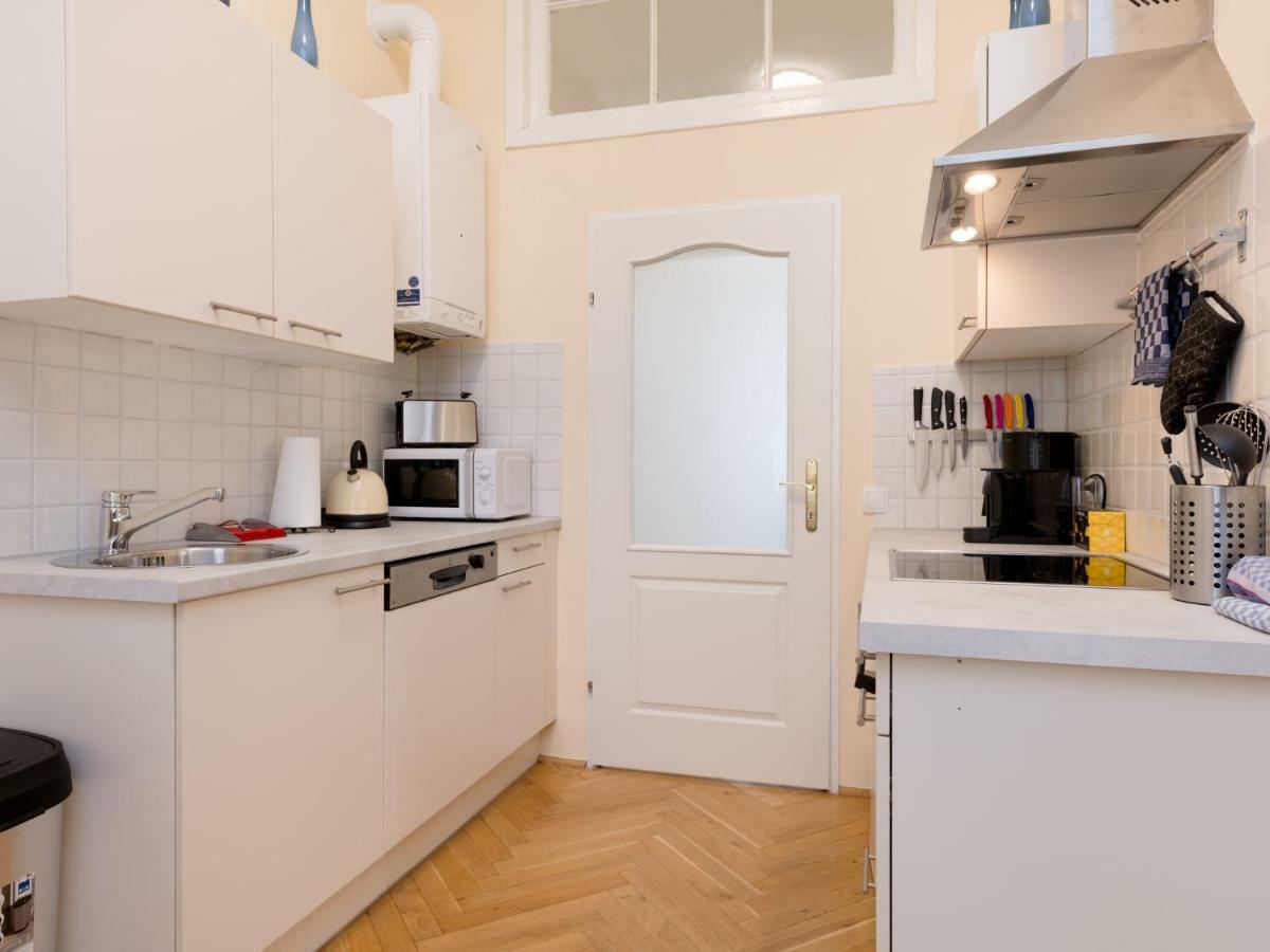 Vienna Apartment Stadtpark Exteriör bild