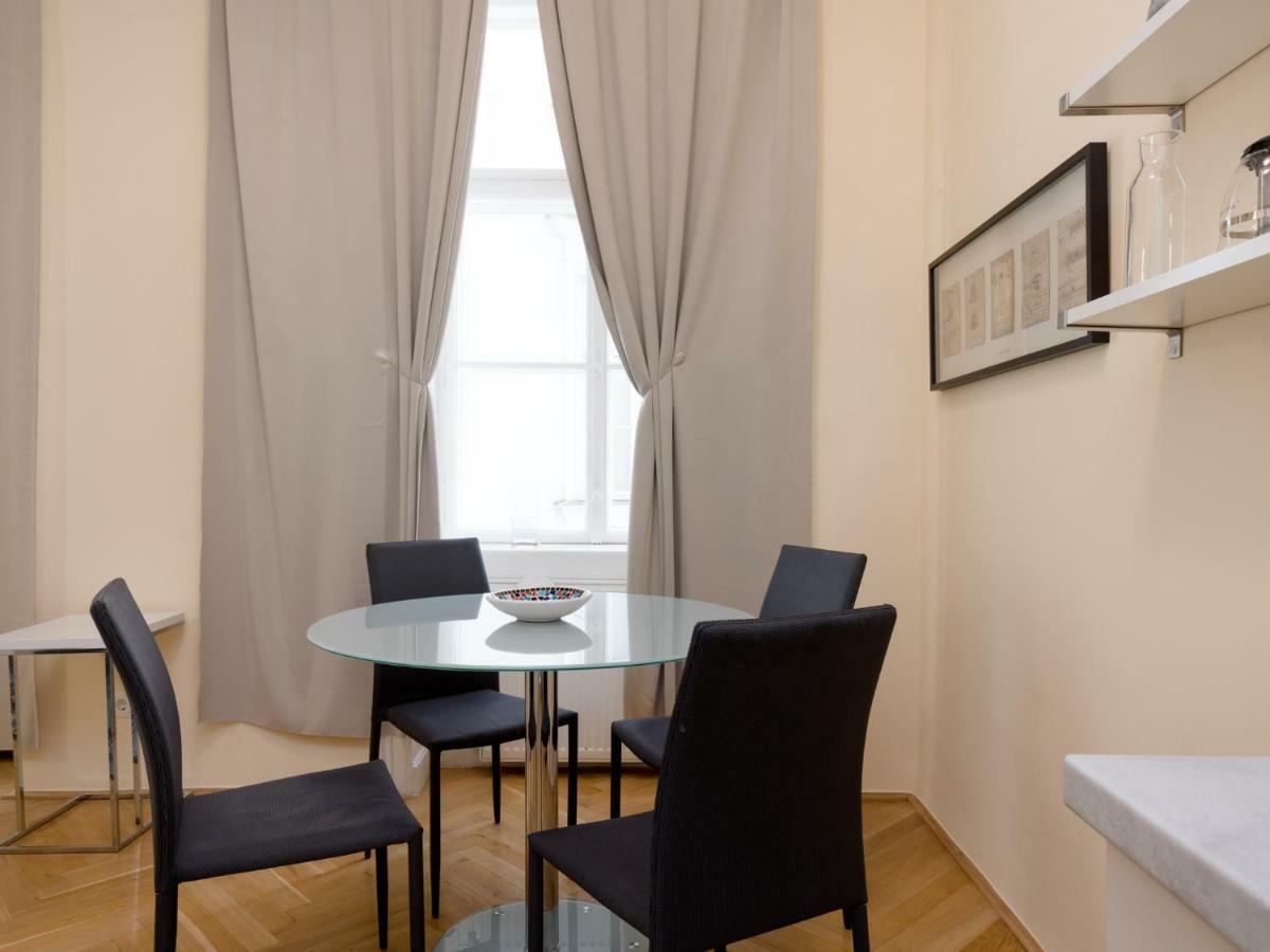 Vienna Apartment Stadtpark Exteriör bild